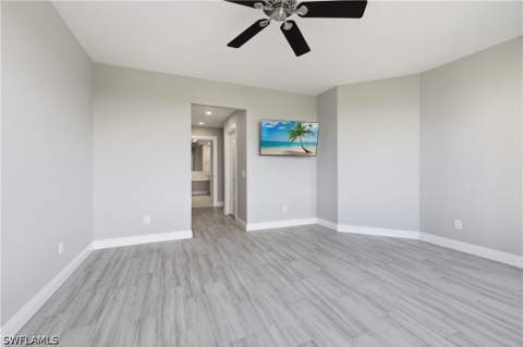 425 Cove Tower Dr 703, Naples FL - photo 15 of 44