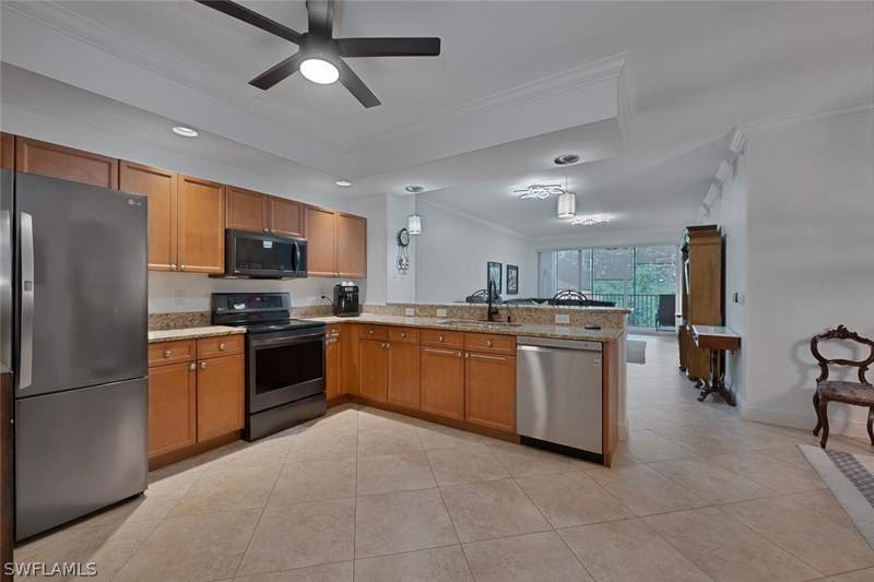 3 bedroom Condominium at 28700 Trails Edge Blvd 204, The Carlysle, Bonita Springs — photo 4