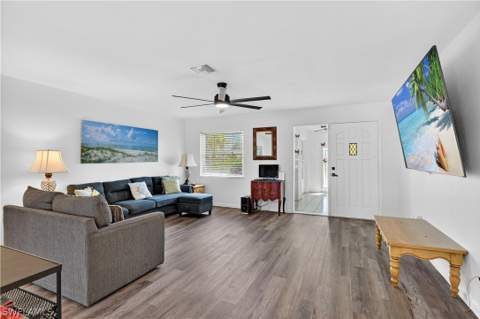 1305 SE 29th Ter, Cape Coral FL - photo 8 of 50