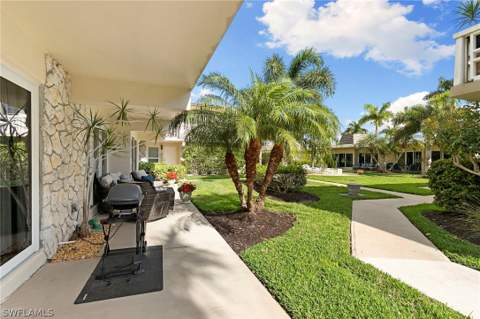 1215 Edington Pl O-1&2W, Marco Island FL - photo 23 of 33