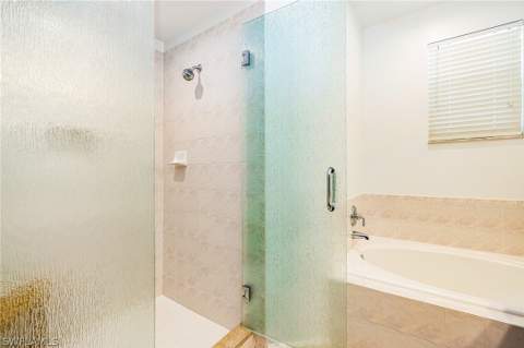19091 Ridgepoint Dr 202, Estero FL - photo 21 of 50
