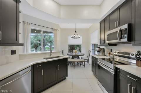 9210 Belleza Way 204, Fort Myers FL - photo 11 of 25