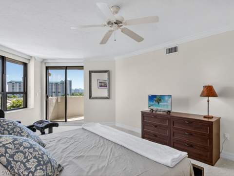 6001 Pelican Bay Blvd 503, Naples FL - photo 12 of 30