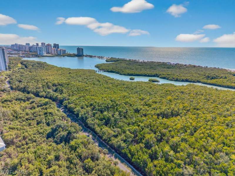 2 bedroom Condominium at 6001 Pelican Bay Blvd 503, Grosvenor, Naples — photo 2