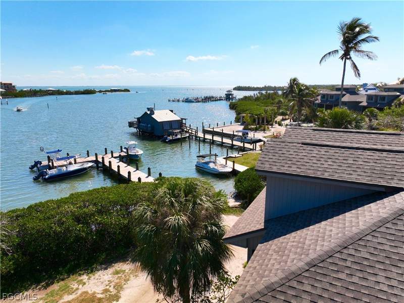 3 bedroom Townhouse at 370 Townhouse Ln 66, Safety Harbor Club, Upper Captiva — photo 2
