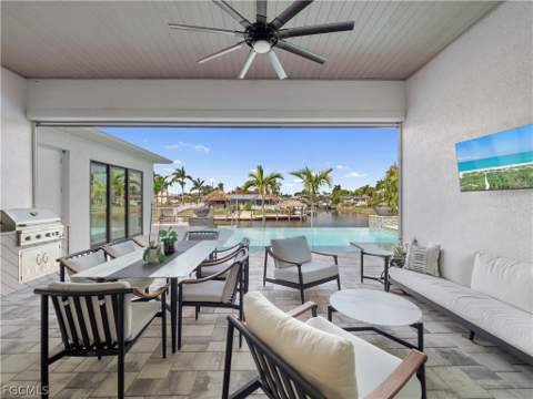1021 Lucerne Ave, Cape Coral FL - photo 12 of 50