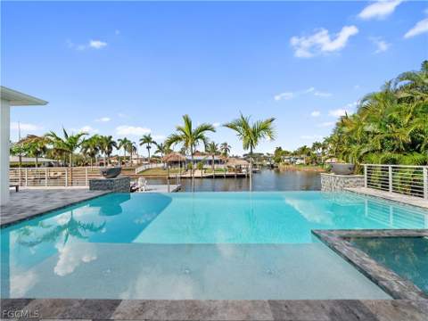 1021 Lucerne Ave, Cape Coral FL - photo 13 of 50