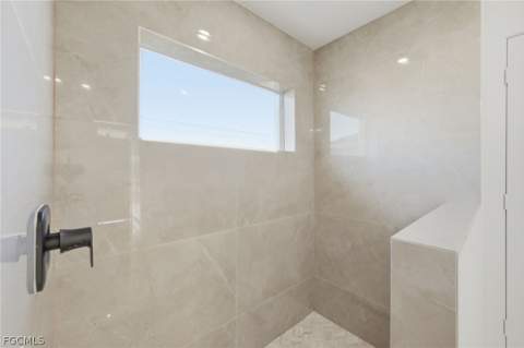 2105 NE 1st Ave, Cape Coral FL - photo 18 of 37