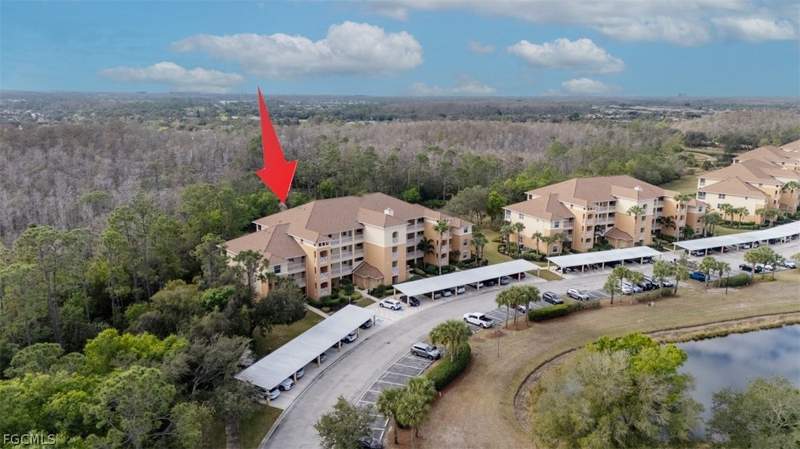2 bedroom Condominium at 10550 Amiata Way 303, Siena, Fort Myers — photo 3