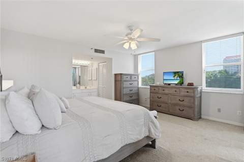 5550 Heron Point Dr 304, Naples FL - photo 17 of 39