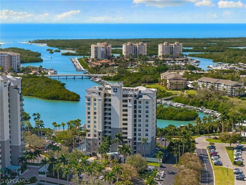 3 bedroom Condominium at 430 Cove Tower Dr 1501, Aruba At Cove Towers, Naples — photo 2