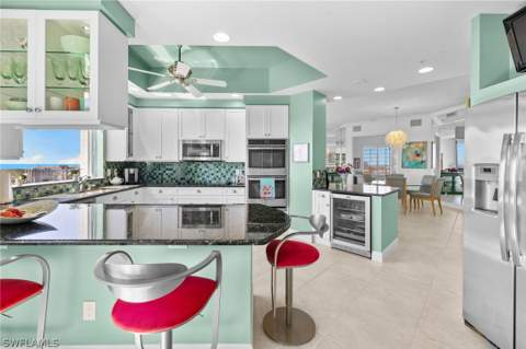 430 Cove Tower Dr 1501, Naples FL - photo 8 of 44