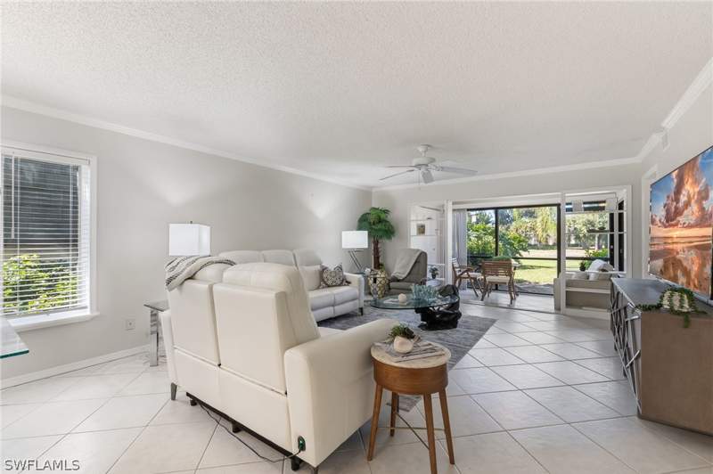 2 bedroom Condominium at 1529 Oyster Catcher Pt 1529, Naples Bath And Tennis Club, Naples — photo 2