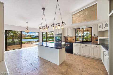 6896 Erin Marie Ct, Fort Myers FL - photo 19 of 49