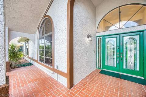 6896 Erin Marie Ct, Fort Myers FL - photo 9 of 49