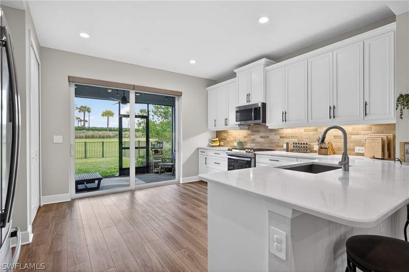 3 bedroom SingleFamilyResidence at 4653 Centaurus Cir, Skysail, Naples — photo 5