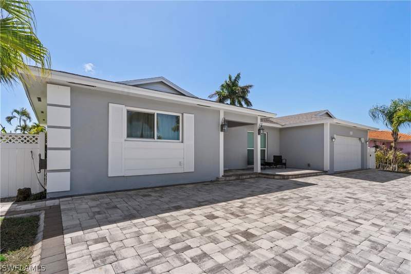 2 bedroom SingleFamilyResidence at 1263 N Collier Blvd, Marco Island, Marco Island — photo 4