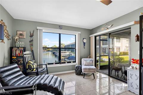 123 SW 47th Ter 102, Cape Coral FL - photo 12 of 49