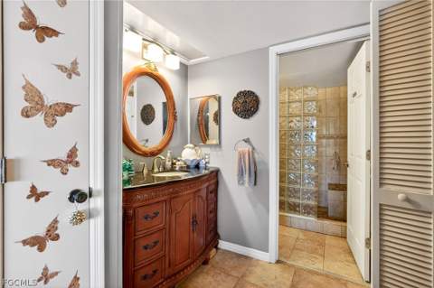 123 SW 47th Ter 102, Cape Coral FL - photo 16 of 49