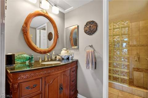 123 SW 47th Ter 102, Cape Coral FL - photo 17 of 49