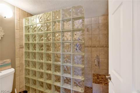 123 SW 47th Ter 102, Cape Coral FL - photo 18 of 49