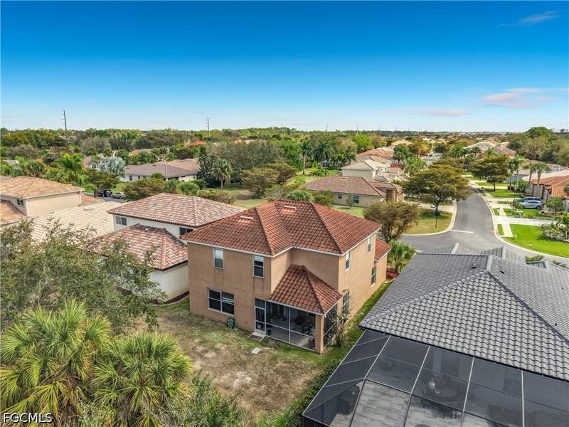 5 bedroom SingleFamilyResidence at 12596 Ivory Stone Loop, Stoneybrook, Fort Myers — photo 3