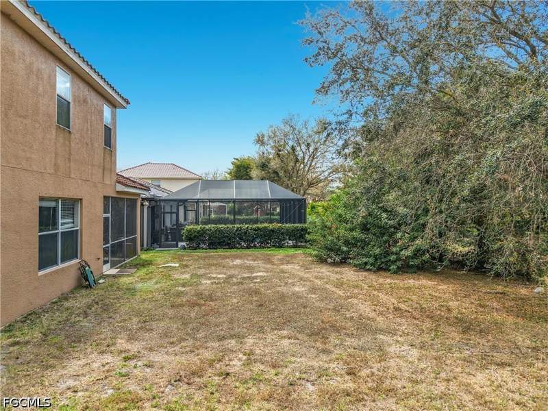 5 bedroom SingleFamilyResidence at 12596 Ivory Stone Loop, Stoneybrook, Fort Myers — photo 4