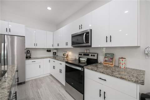 3037 harvard Cir, Labelle FL - photo 9 of 23