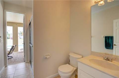 2216 SW 43rd Ln, Cape Coral FL - photo 13 of 36