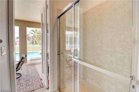 2216 SW 43rd Ln, Cape Coral FL - photo 14 of 36