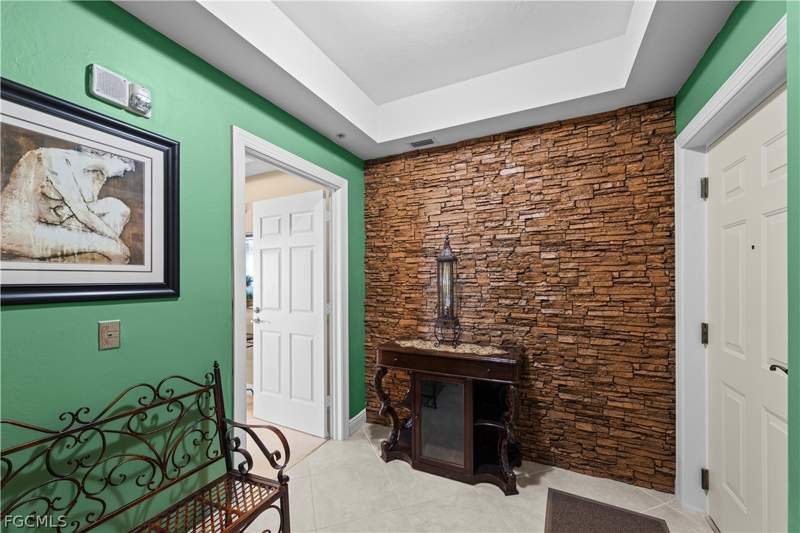 3 bedroom Condominium at 2745 1st St 604, St. Tropez, Fort Myers — photo 3