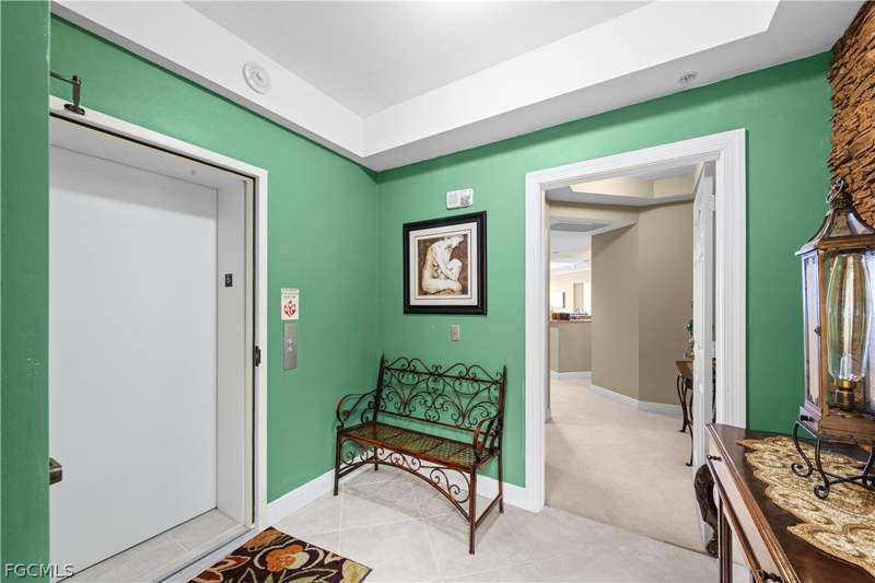 3 bedroom Condominium at 2745 1st St 604, St. Tropez, Fort Myers — photo 4