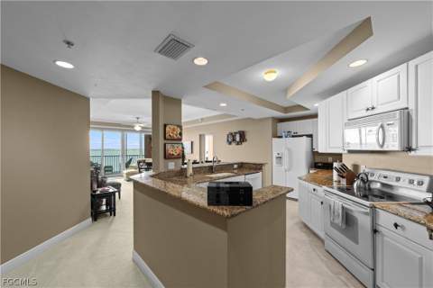 2745 1st St 604, Fort Myers FL - photo 6 of 48