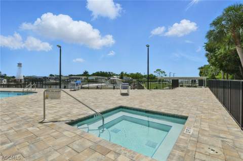 5554 Sir Walter Way, North Fort Myers FL - photo 19 of 50