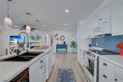 5554 Sir Walter Way, North Fort Myers FL - photo 8 of 50