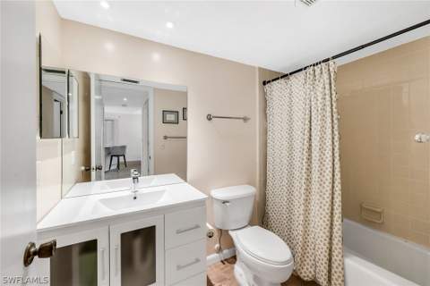 4955 Pepper Cir B106, Naples FL - photo 21 of 43
