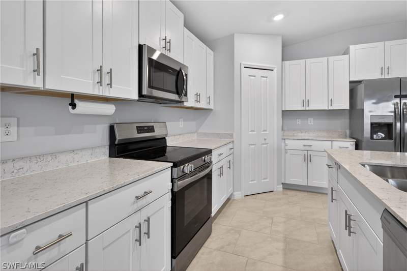 4 bedroom SingleFamilyResidence at 4117 Etna Ct, Crane Landing, North Fort Myers — photo 4