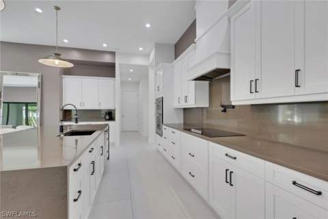 653 23rd St SW, Naples FL - photo 13 of 50