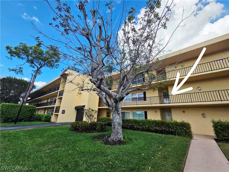 2 bedroom Condominium at 1086 Forest Lakes Dr 9207, Forest Lakes, Naples — photo 2