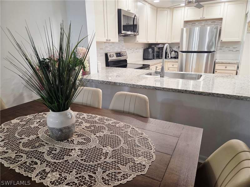 2 bedroom Condominium at 1086 Forest Lakes Dr 9207, Forest Lakes, Naples — photo 4