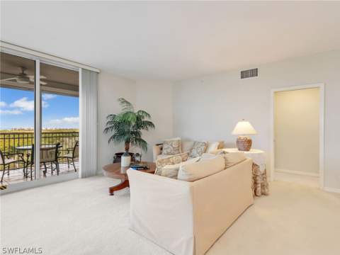 1001 Arbor Lake Dr 707, Naples FL - photo 10 of 50