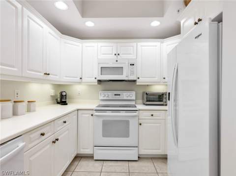 1001 Arbor Lake Dr 707, Naples FL - photo 17 of 50
