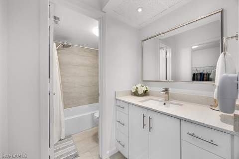 4100 Looking Glass Ln 3002, Naples FL - photo 15 of 31