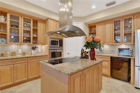 6416 Mark Ln, Fort Myers FL - photo 14 of 50