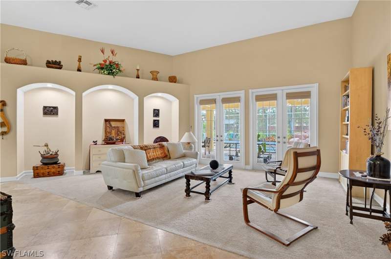 4 bedroom SingleFamilyResidence at 6416 Mark Ln, Fort Myers, Fort Myers — photo 3