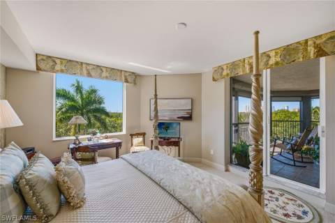 7225 Pelican Bay Blvd 305, Naples FL - photo 16 of 32