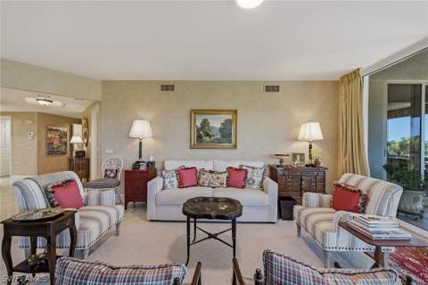 7225 Pelican Bay Blvd 305, Naples FL - photo 7 of 32