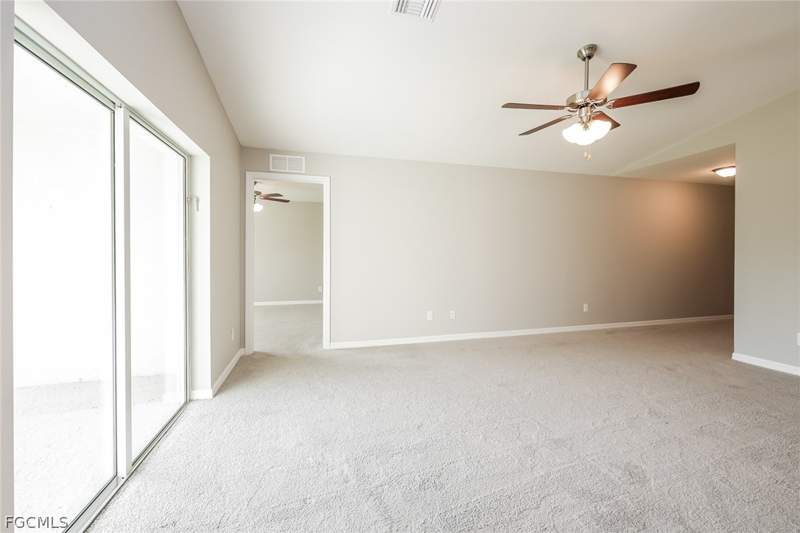 4 bedroom SingleFamilyResidence at 3807 8th St SW, Lehigh Acres, Lehigh Acres — photo 4
