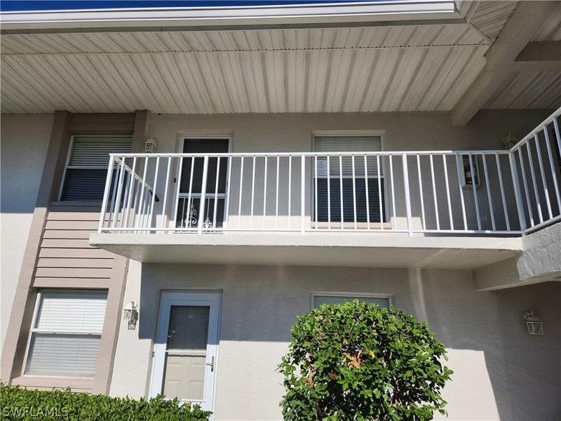 2 bedroom Condominium at 1350 Churchill Cir L203, Cantebury, Naples — photo 3