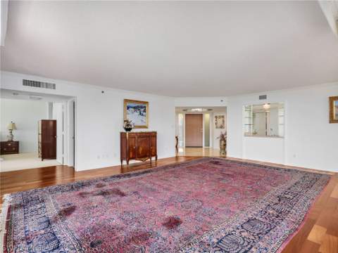 4251 Gulf Shore Blvd N 6C, Naples FL - photo 7 of 35